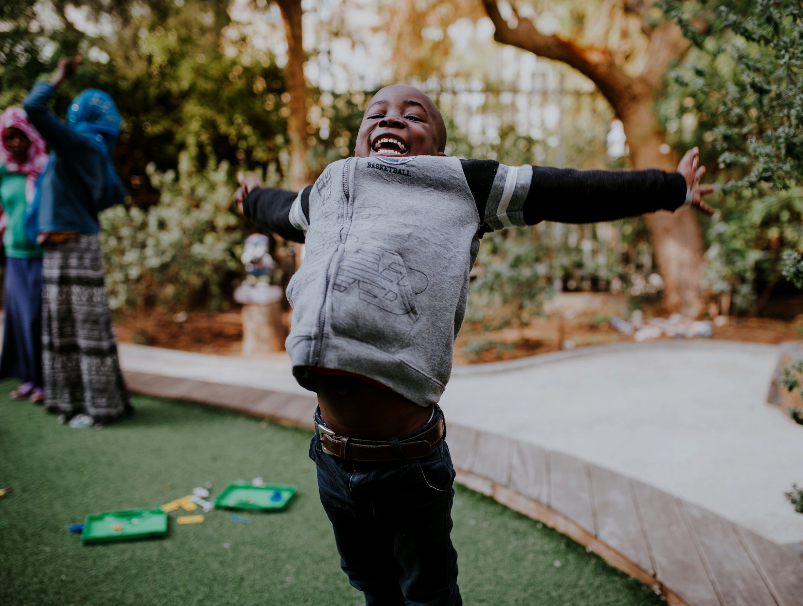 children-slide-2-bkubtc